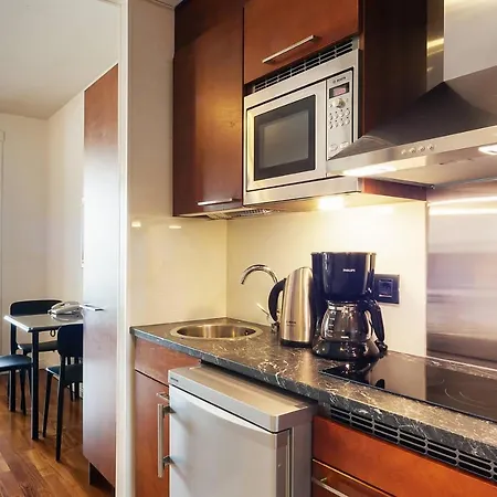 Club アパート ナーンタリ